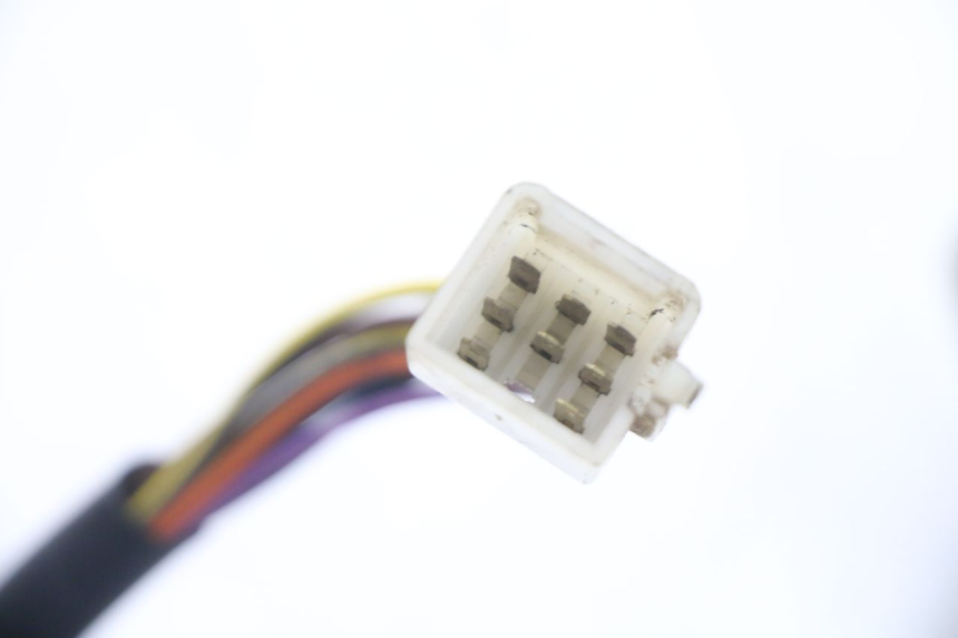 photo de INTERRUPTOR DE LUCES IZQUIERDO PEUGEOT TKR TREKKER FURIOUS 50 (2005 - 2014)