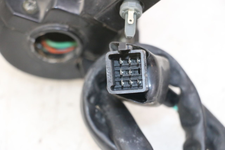 photo de CONMUTADOR IZQUIERDA PEUGEOT VIVACITY 125 (2010 - 2017)