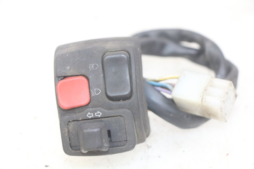 photo de INTERRUPTOR DE LUCES IZQUIERDO PEUGEOT XP6 50 (2006 - 2011)