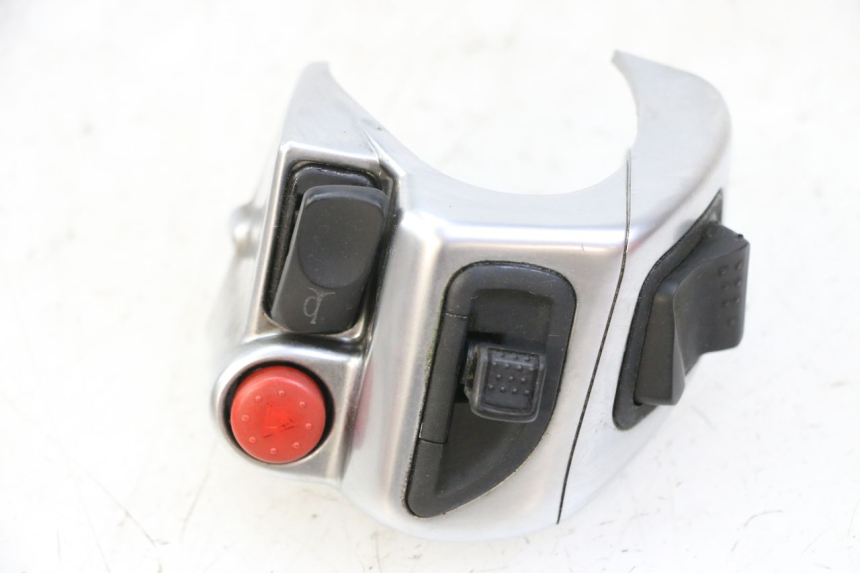 photo de INTERRUPTOR DE LUCES IZQUIERDO PIAGGIO MP3 125 (2006 - 2014)