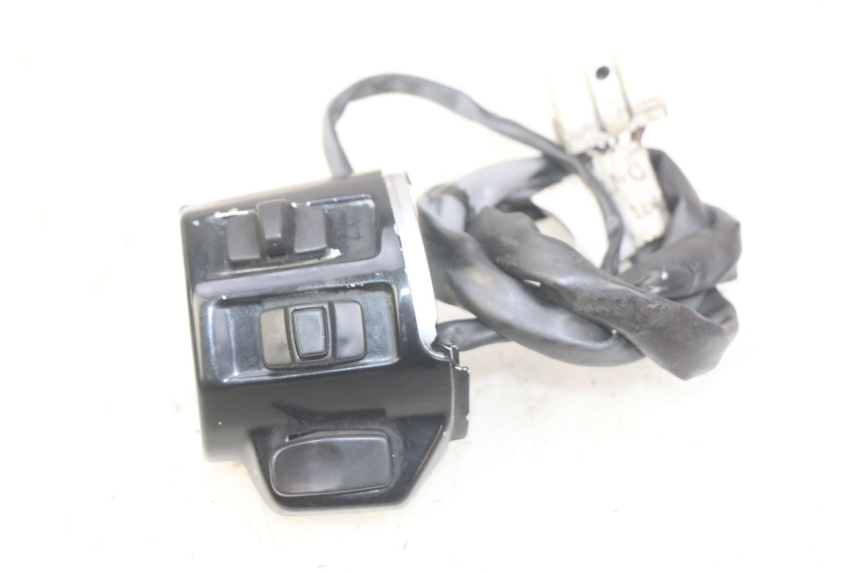 photo de INTERRUPTOR DE LUCES IZQUIERDO PIAGGIO VESPA SPRINT 2T 50 (2014 - 2018)