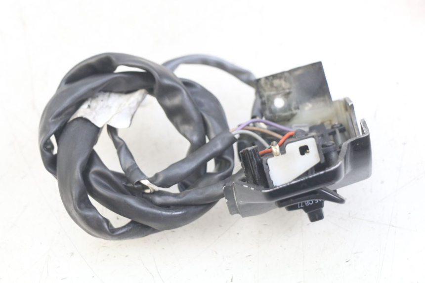 photo de INTERRUPTOR DE LUCES IZQUIERDO PIAGGIO VESPA SPRINT 2T 50 (2014 - 2018)