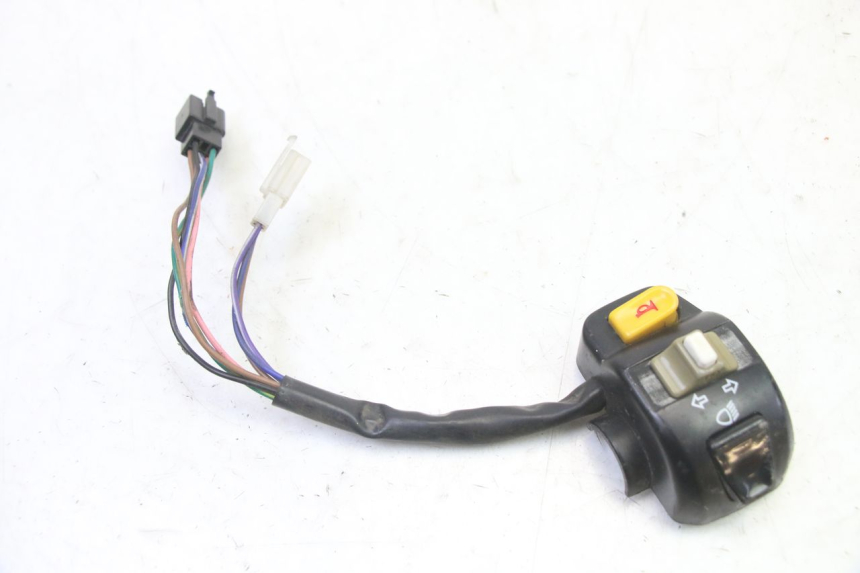 photo de COMANDO IZQUIERDO PGO RODOSHOW 2T 50 (2003 - 2007)