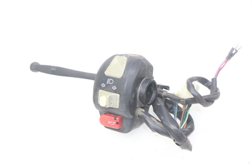 photo de INTERRUPTOR DE LUCES IZQUIERDO KEEWAY RY6 2T 50 (2011 - 2019)