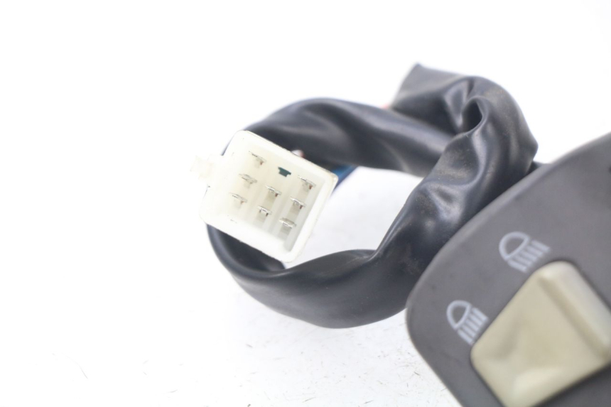 photo de INTERRUPTOR DE LUCES IZQUIERDO JM MOTORS SANTANA 50 (2014 - 2020)