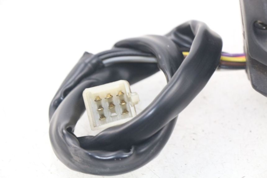 photo de INTERRUPTOR DE LUCES IZQUIERDO PEUGEOT SATELIS 125 (2006 - 2009)