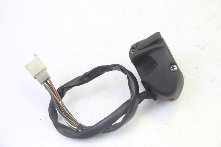 photo de INTERRUPTOR DE LUCES IZQUIERDO PEUGEOT SATELIS 125 (2006 - 2009)