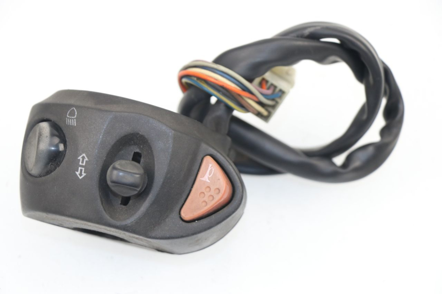 photo de INTERRUPTOR DE LUCES IZQUIERDO PEUGEOT SATELIS 125 (2006 - 2009)