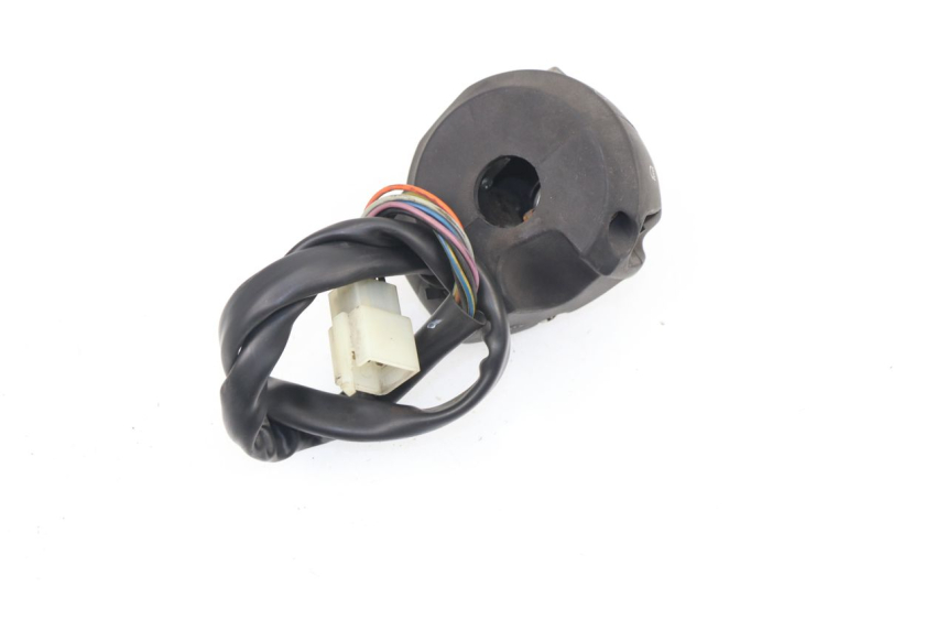 photo de INTERRUPTOR DE LUCES IZQUIERDO PEUGEOT SATELIS 125 (2006 - 2009)