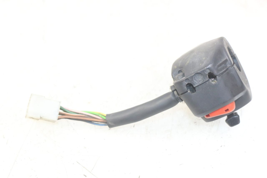 photo de INTERRUPTOR DE LUCES IZQUIERDO MBK SKYLINER 125 (1998 - 2001) - Zoom estado de uso