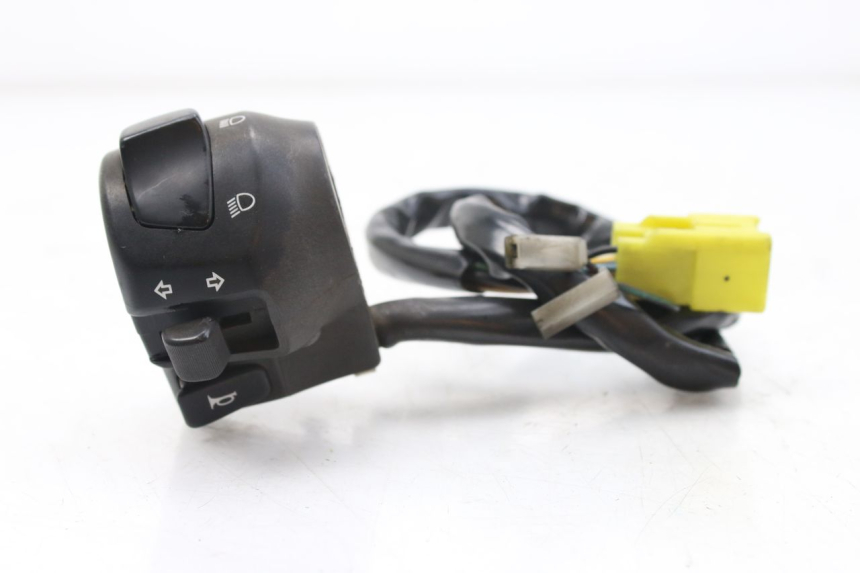 photo de INTERRUPTOR DE LUCES IZQUIERDO SUZUKI AN BURGMAN 400 (2006 - 2010)