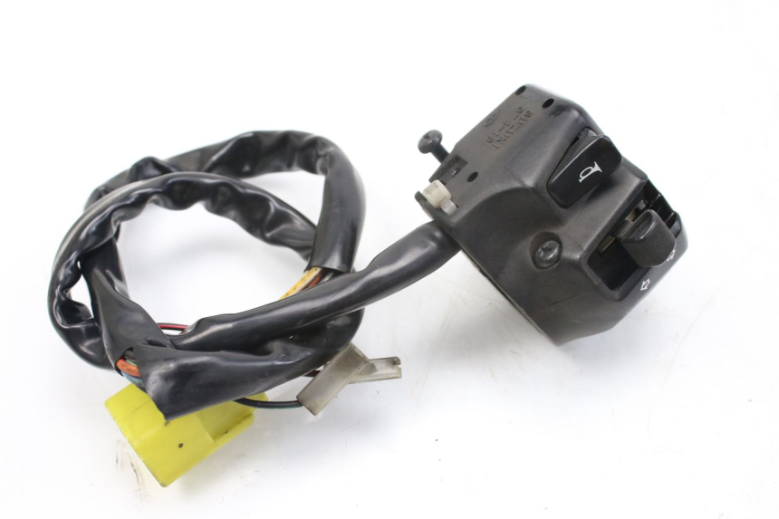 photo de INTERRUPTOR DE LUCES IZQUIERDO SUZUKI AN BURGMAN 400 (2006 - 2010)