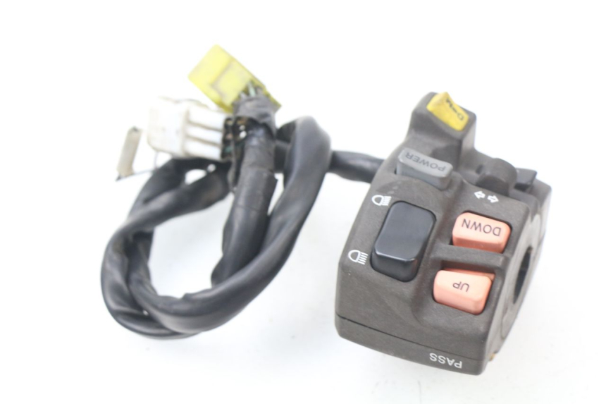 photo de INTERRUPTOR DE LUCES IZQUIERDO SUZUKI BURGMAN 650 (2002 - 2004)