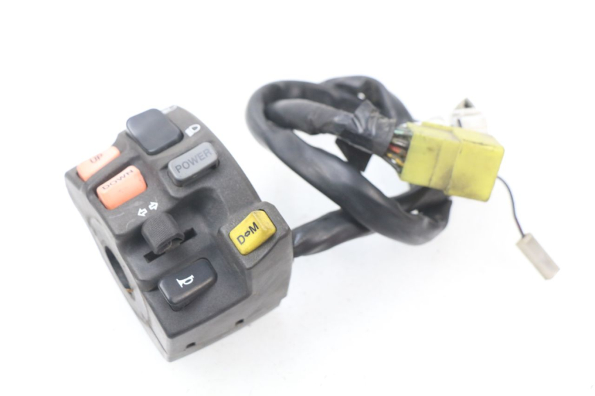 photo de INTERRUPTOR DE LUCES IZQUIERDO SUZUKI BURGMAN 650 (2002 - 2004)