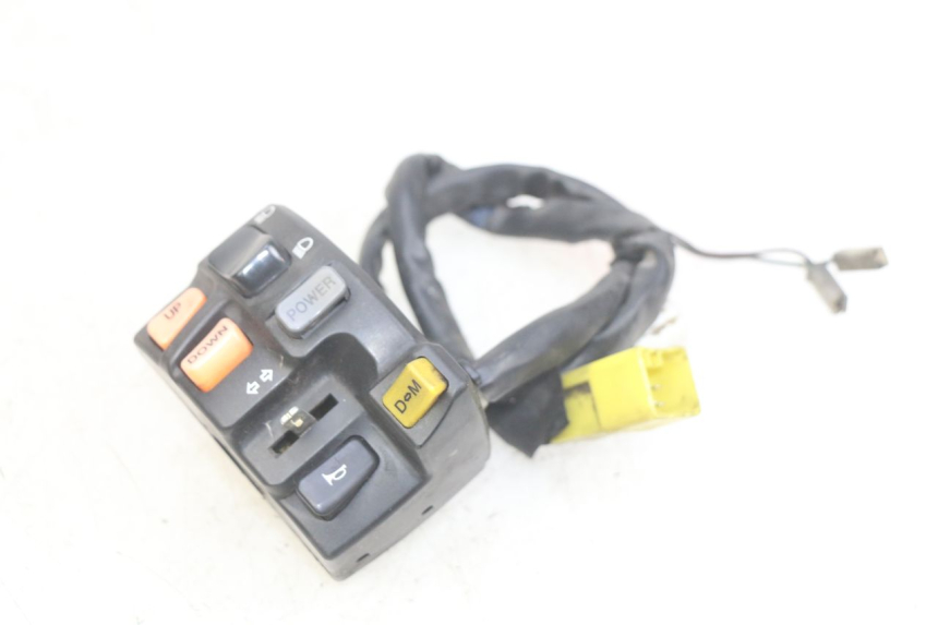 photo de INTERRUPTOR DE LUCES IZQUIERDO SUZUKI BURGMAN 650 (2002 - 2004)