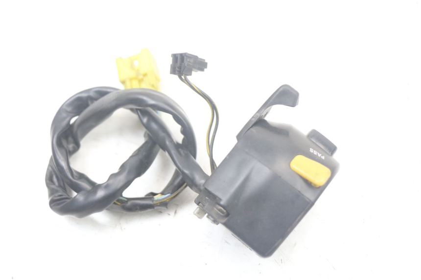 photo de INTERRUPTOR DE LUCES IZQUIERDO. SUZUKI SV N 650 (1999 - 2002)