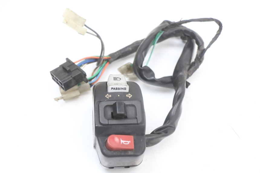 photo de INTERRUPTOR DE LUCES IZQUIERDO SYM JET 14 4T 50 (2018 - 2022)