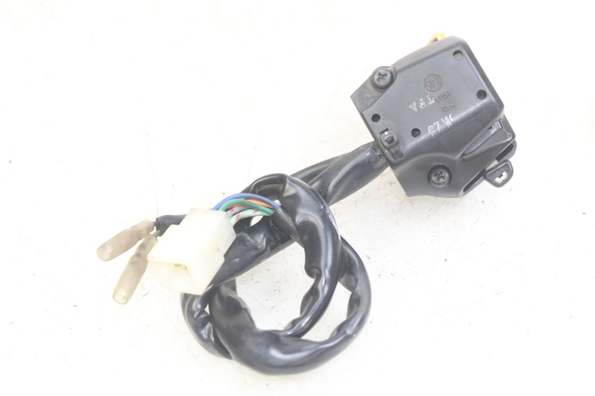 photo de INTERRUPTOR DE LUCES IZQUIERDO SYM JET SPORT XR 50 (2006 - 2015)