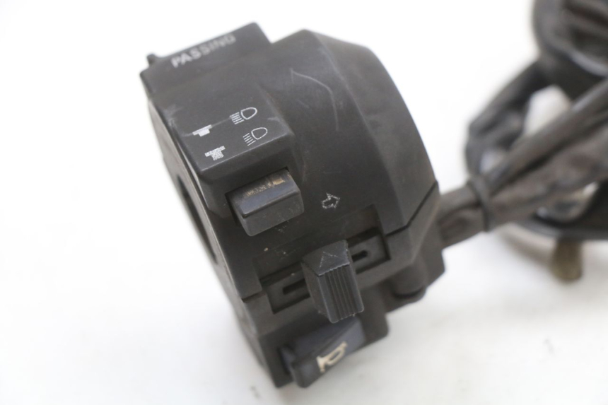 photo de Interruptor de luces izquierdo SYM JOYRIDE EVO 125 (2009 - 2016)