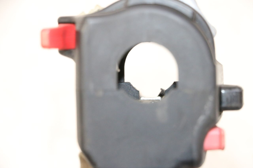 photo de INTERRUPTOR DE LUCES IZQUIERDO YAMAHA TDM ABS 900 (2002 - 2014)