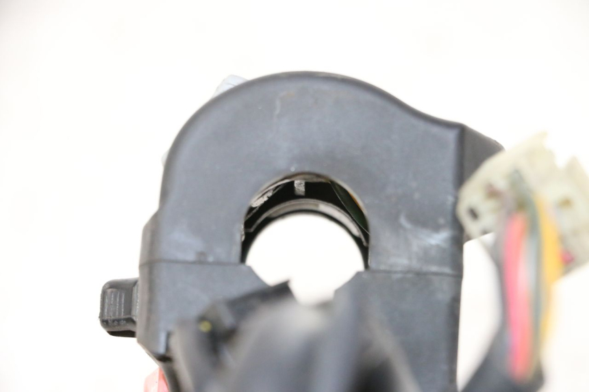 photo de INTERRUPTOR DE LUCES IZQUIERDO YAMAHA TDM ABS 900 (2002 - 2014)