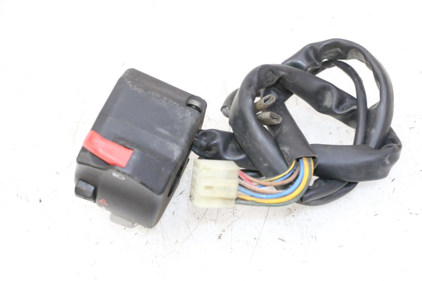 photo de INTERRUPTOR DE LUCES IZQUIERDO YAMAHA TDM ABS 900 (2002 - 2014)