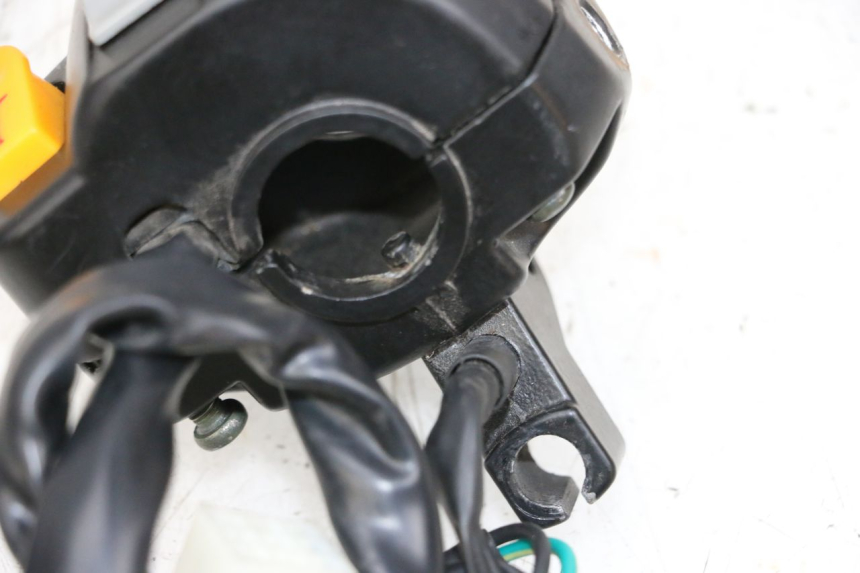 photo de CONMUTADOR IZQUIERDA NECO TEMPO 4T 50 (2022 - 2026) - Detalle de la pieza