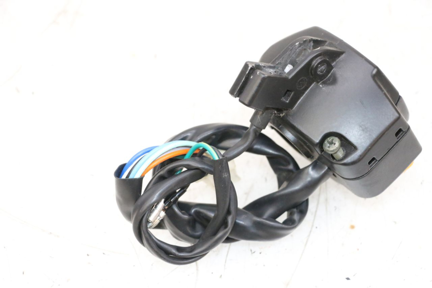 photo de CONMUTADOR IZQUIERDA NECO TEMPO 4T 50 (2022 - 2026) - Zoom estado de uso