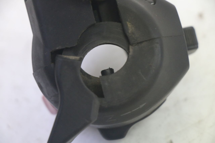 photo de CONMUTADOR IZQUIERDA YAMAHA TZR 50 (2008 - 2016) - Vista general del producto