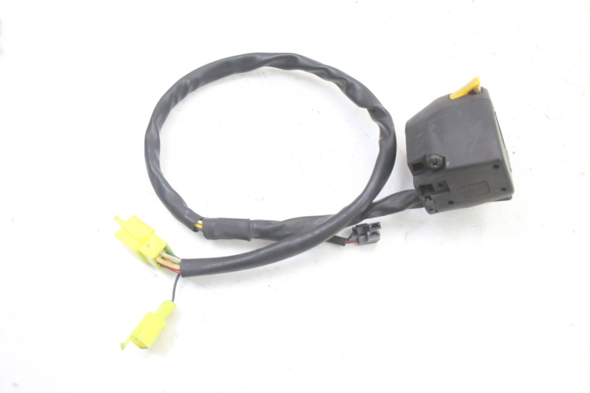 photo de INTERRUPTOR DE LUCES IZQUIERDO. SUZUKI UH BURGMAN 125 (2002 - 2006)