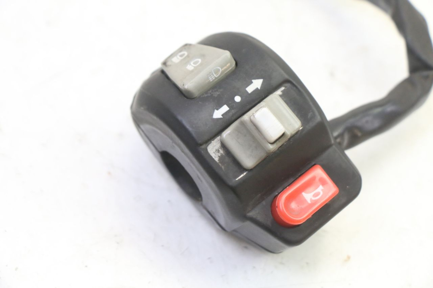 photo de INTERRUPTOR DE LUCES IZQUIERDO PEUGEOT V-CLIC VCLIC 50 (2007 - 2013)