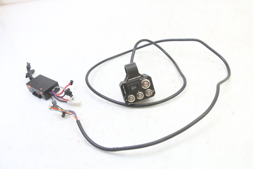 photo de CONMUTADOR IZQUIERDA DUALTRON VICTOR LIMITED 1