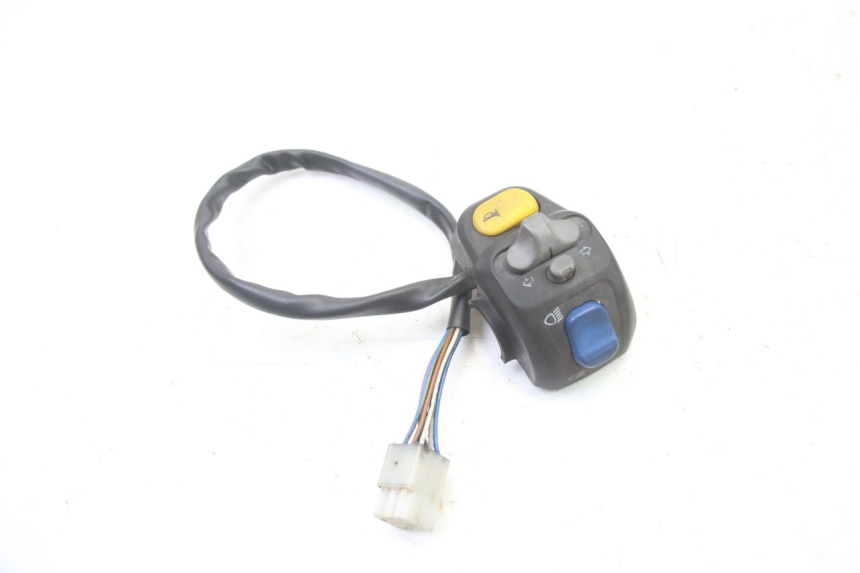photo de INTERRUPTOR DE LUCES IZQUIERDO PEUGEOT VIVACITY 50 (2004 - 2009)