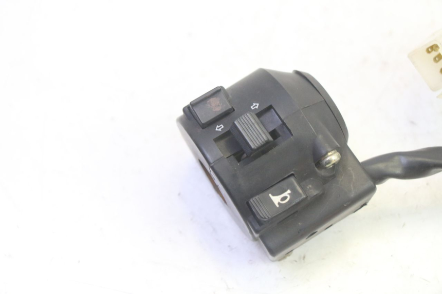 photo de INTERRUPTOR DE LUCES IZQUIERDO DAELIM VJ ROADWIN FI 125 (2008 - 2017) - Detalle de la pieza