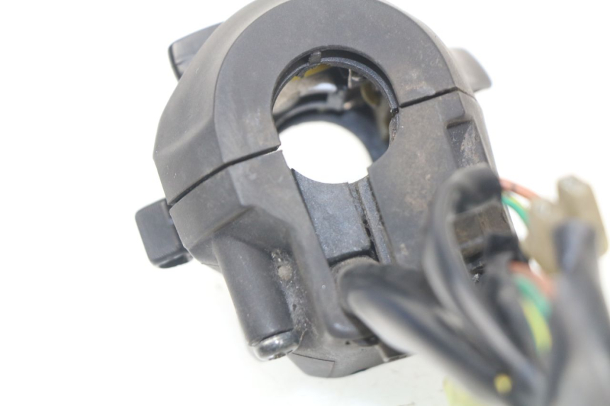 photo de CONMUTADOR IZQUIERDA YAMAHA XMAX X-MAX ABS 125 (2014 - 2016) - Zoom estado de uso