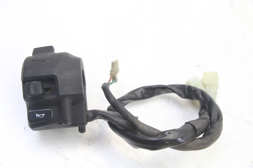 photo de INTERRUPTOR DE LUCES IZQUIERDO YAMAHA X-MAX XMAX 125 (2010 - 2014)
