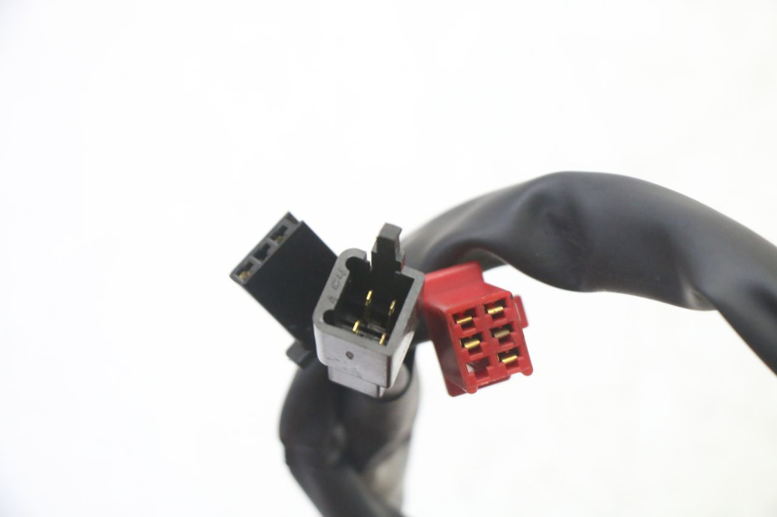 photo de CONMUTADOR IZQUIERDA YAMAHA XMAX X-MAX 125 (2021 - 2025)