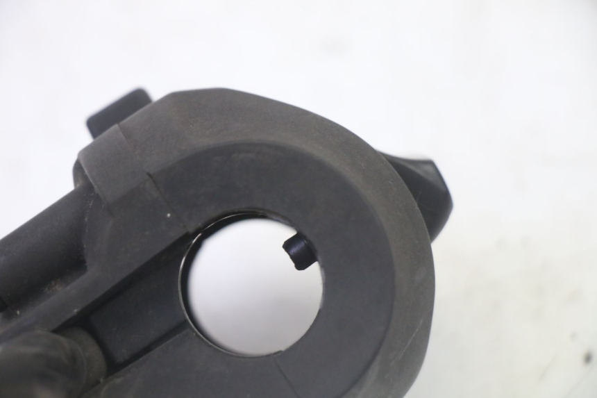 photo de INTERRUPTOR DE LUCES IZQUIERDO YAMAHA X-MAX XMAX 125 (2010 - 2014)