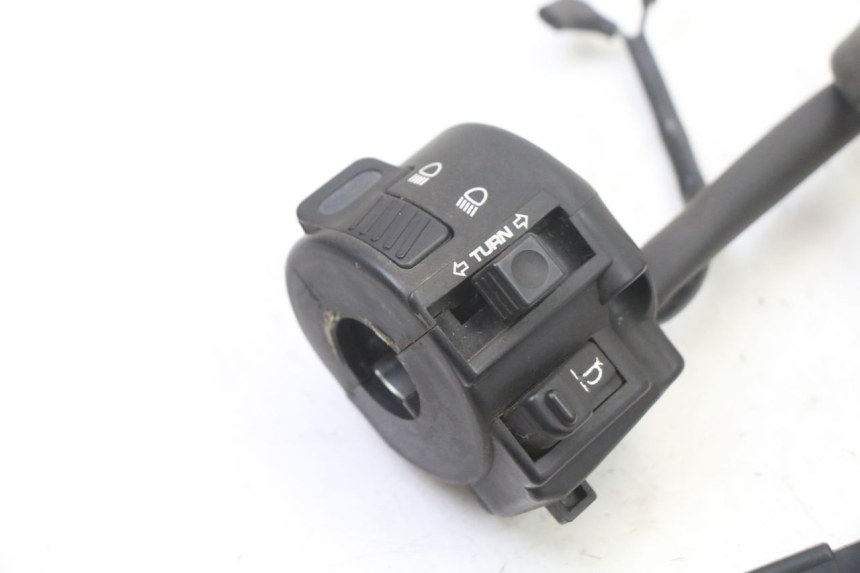 photo de CONMUTADOR IZQUIERDA HONDA XLV VARADERO 125 (2000 - 2006)