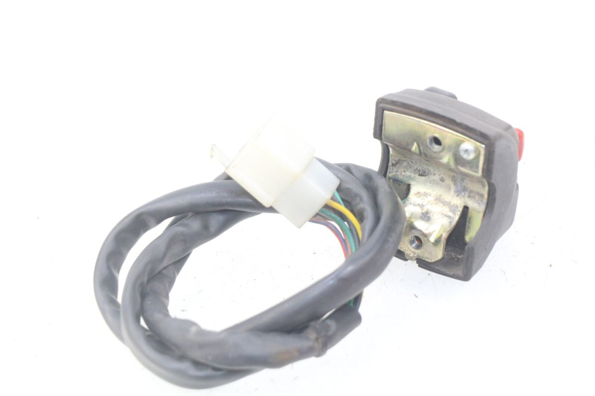 photo de INTERRUPTOR DE LUCES IZQUIERDO YAMAHA BW'S 50 (1999 - 2003)