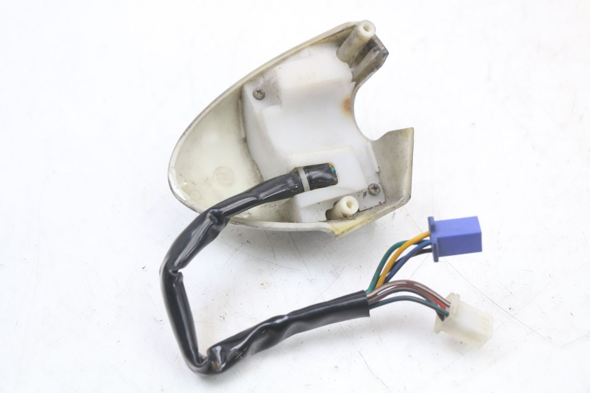 photo de INTERRUPTOR DE LUCES IZQUIERDO YAMAHA CYGNUS X 125 (2004 - 2007)