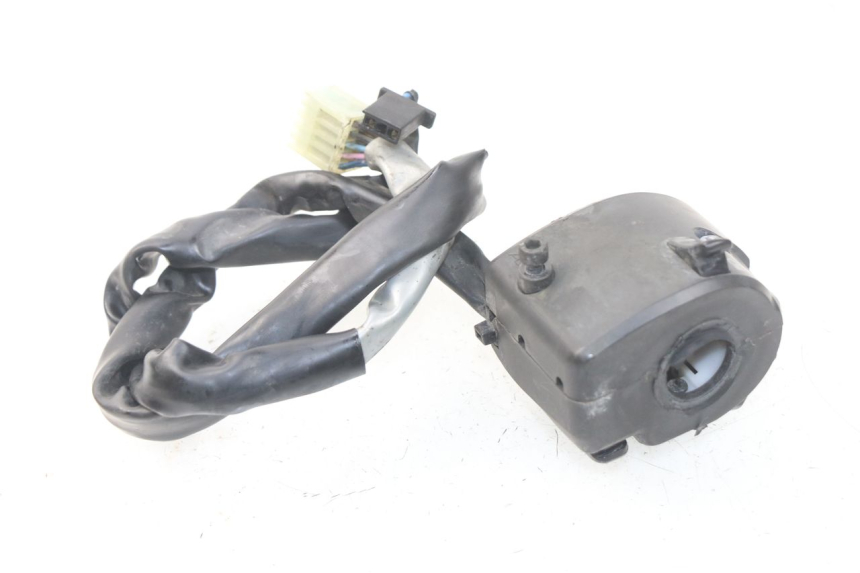 photo de INTERRUPTOR DE LUCES IZQUIERDO YAMAHA FJR ABS 1300 (2006 - 2012)