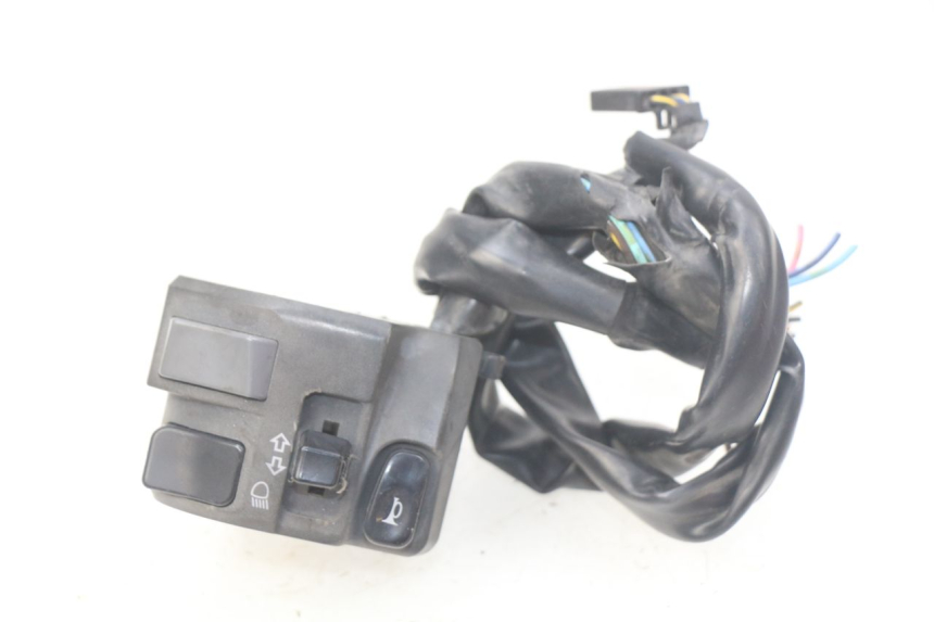 photo de INTERRUPTOR DE LUCES IZQUIERDO YAMAHA FJR ABS 1300 (2006 - 2012)