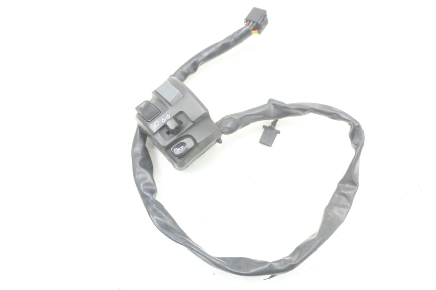 photo de INTERRUPTOR DE LUCES IZQUIERDO YAMAHA FJR ABS 1300 (2006 - 2012)