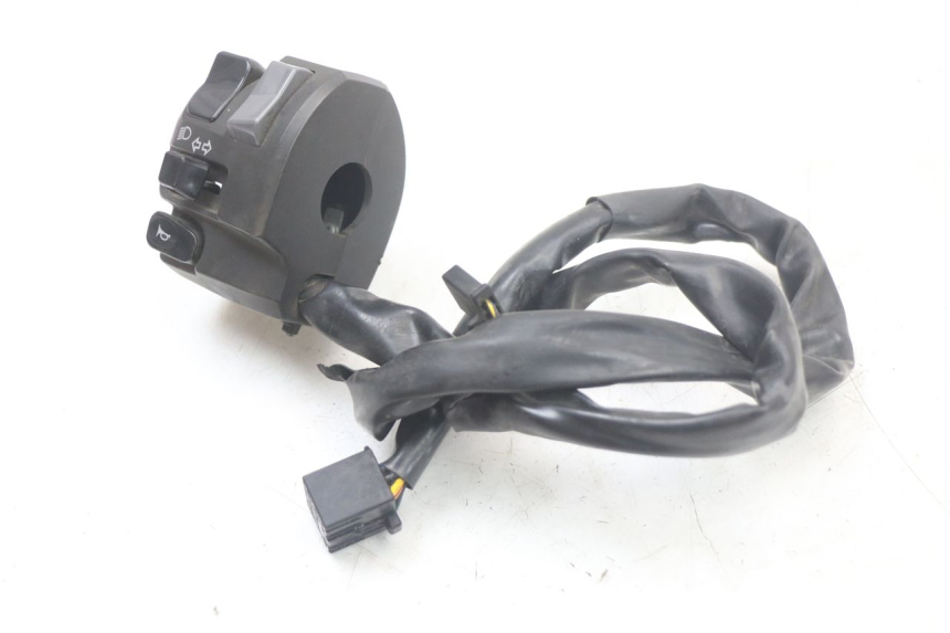 photo de INTERRUPTOR DE LUCES IZQUIERDO YAMAHA FJR ABS 1300 (2006 - 2012)