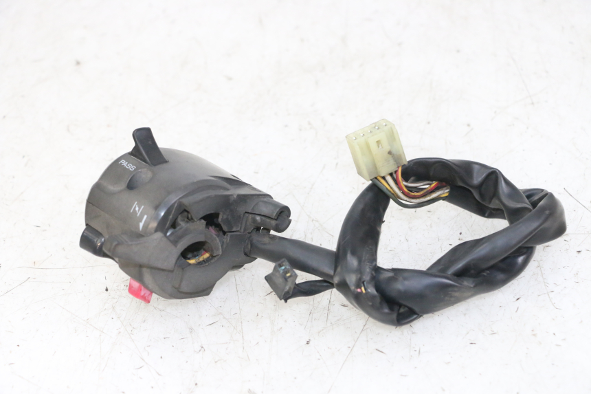 photo de CONMUTADOR IZQUIERDA YAMAHA FZS FAZER 600 (2001 - 2003)