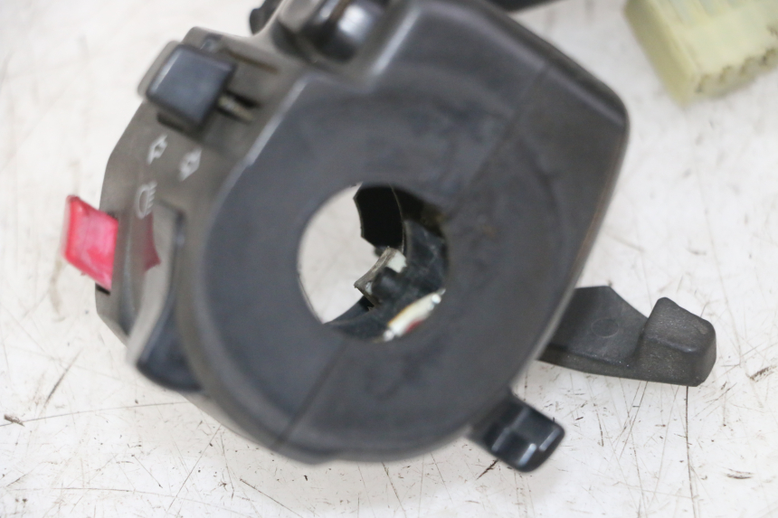 photo de CONMUTADOR IZQUIERDA YAMAHA FZS FAZER 600 (2001 - 2003)