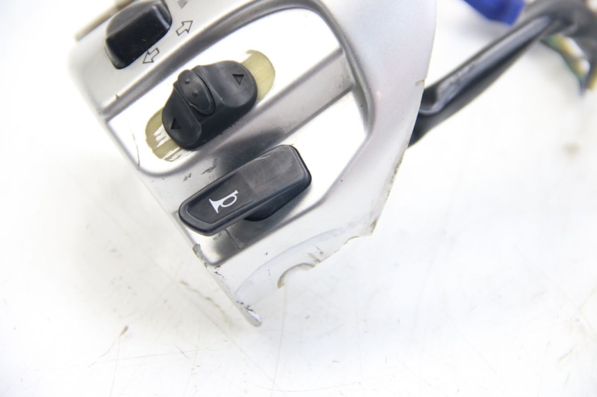 photo de INTERRUPTOR DE LUCES IZQUIERDO YAMAHA HW XENTER 125 (2011 - 2017)