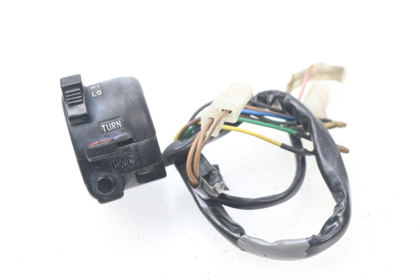 photo de INTERRUPTOR DE LUCES IZQUIERDO YAMAHA SR 125 (1996 - 2003)