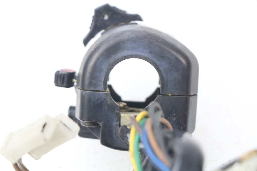 photo de INTERRUPTOR DE LUCES IZQUIERDO YAMAHA SR 125 (1996 - 2003)